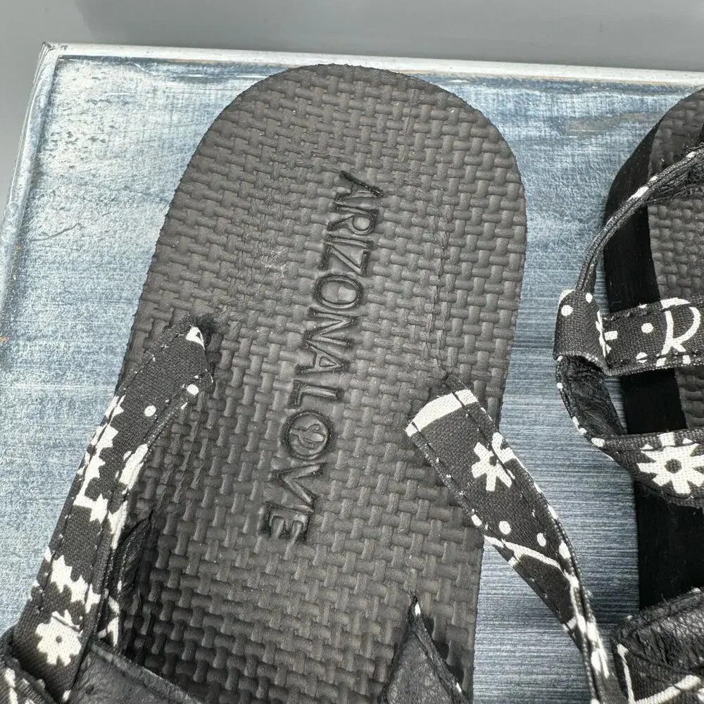 NEW Arizona Love Trekky Printed Canvas Spartiate Sandals Black/White Size 9